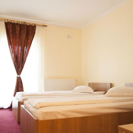Cazare Fan Alba Iulia Exterior foto